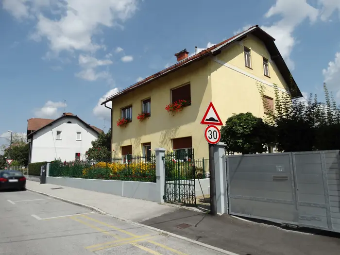 Lokacija inštrukcije tujih jezikov